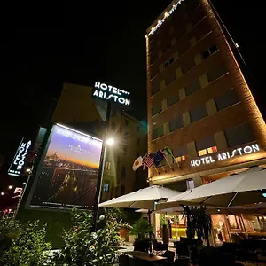 Hotel Ariston, Milaan
