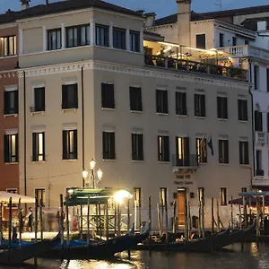 h10-palazzo-canova.hotelinveneto.com/